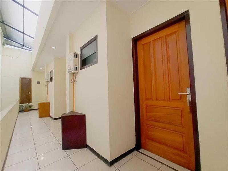 Hotel Palem 2 Syariah Malang Redpartner Bagian luar foto