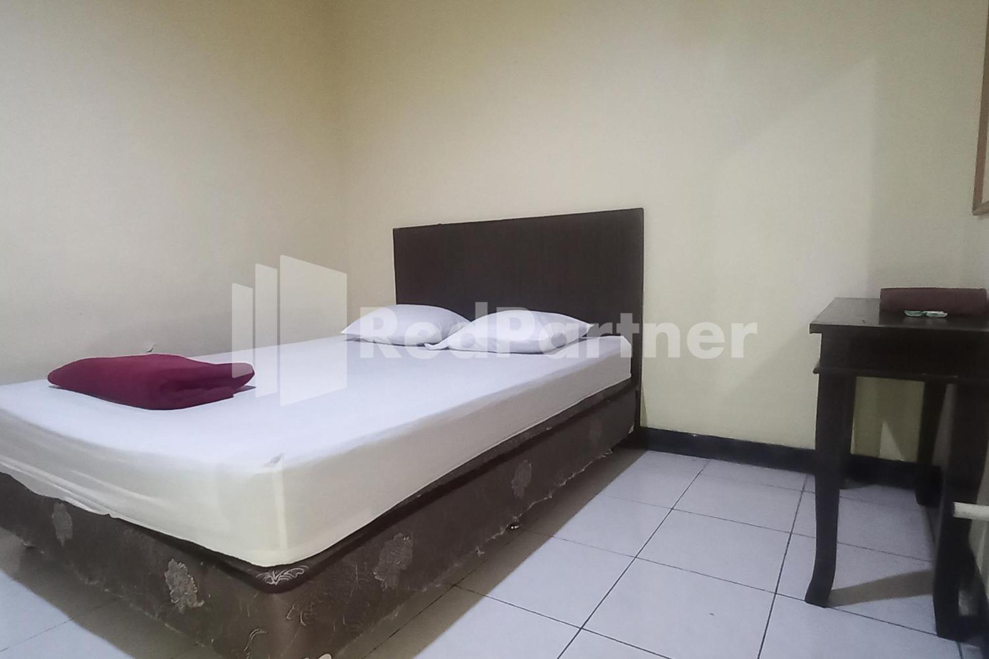 Hotel Palem 2 Syariah Malang Redpartner Bagian luar foto