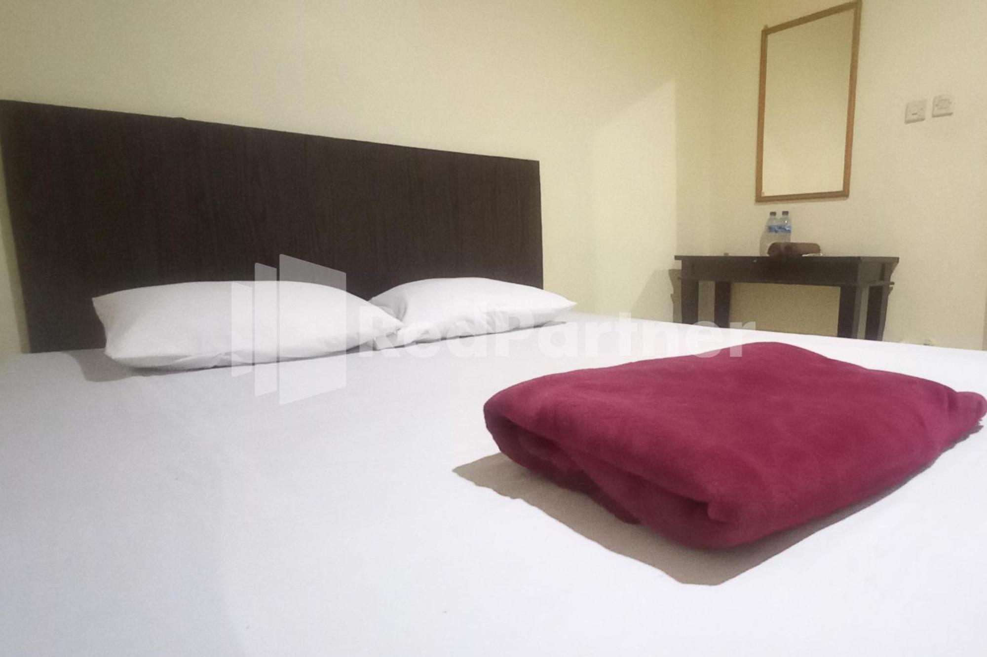 Hotel Palem 2 Syariah Malang Redpartner Bagian luar foto