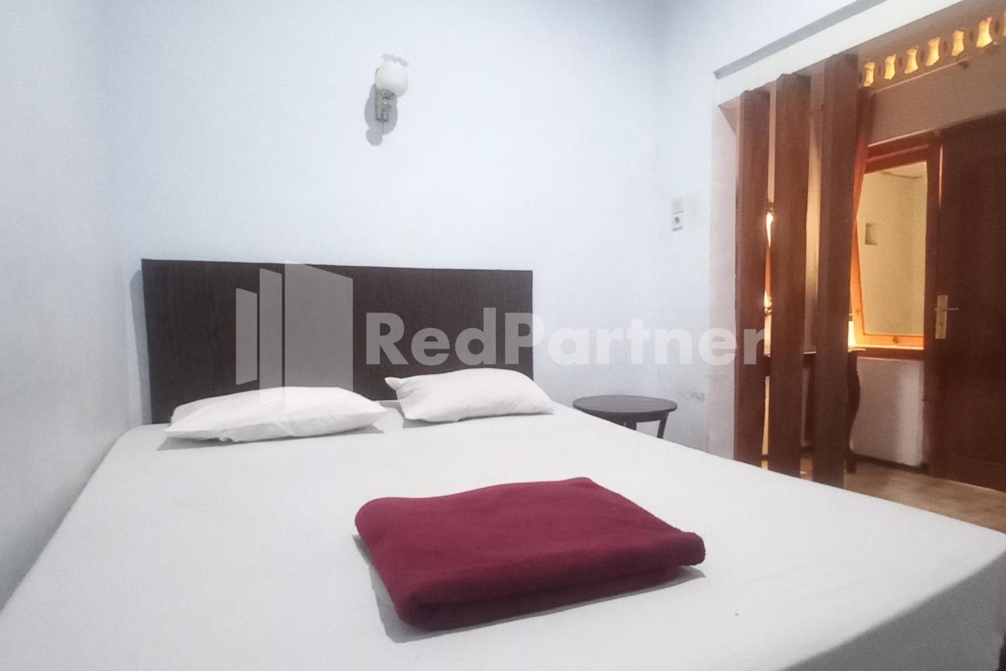 Hotel Palem 2 Syariah Malang Redpartner Bagian luar foto