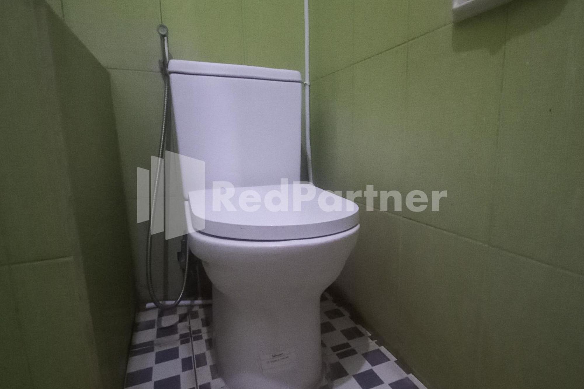 Hotel Palem 2 Syariah Malang Redpartner Bagian luar foto